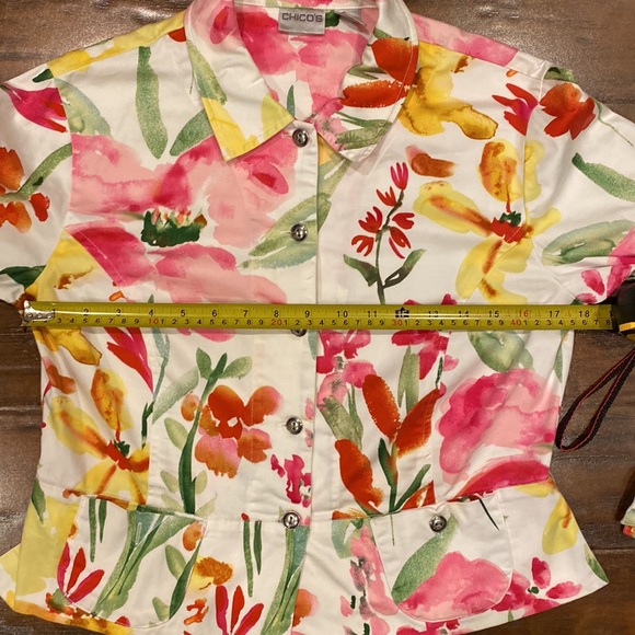 Chico's White Cotton Stretch Collared Blazer w/ Watercolor Floral Print Size 0 - Picture 12 of 13